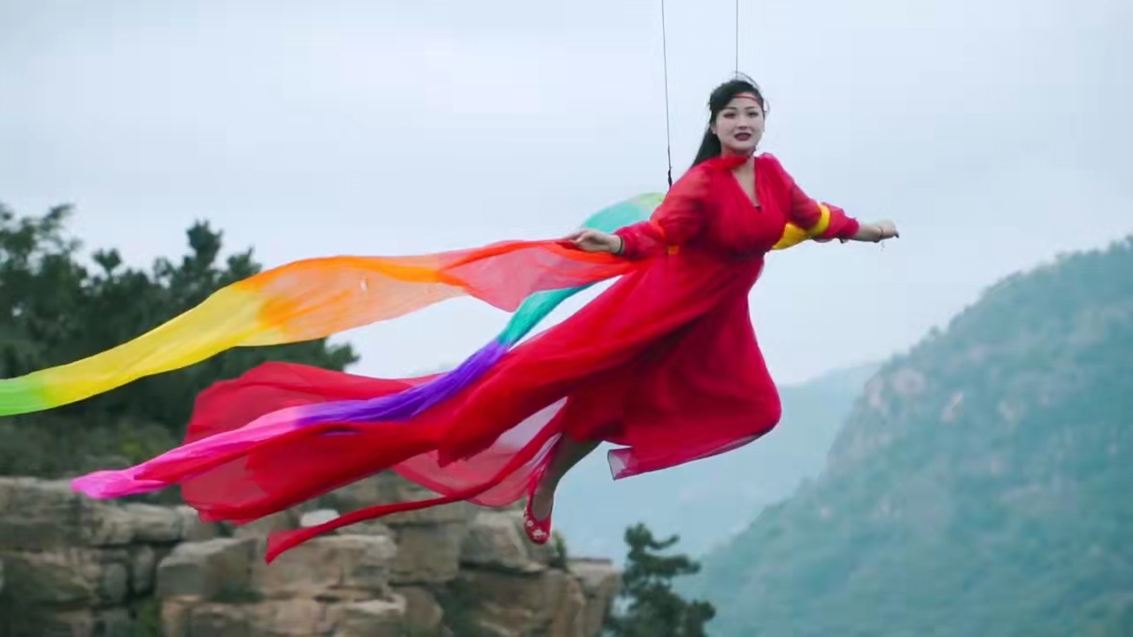 山东沂南-红石寨景区威亚旅拍